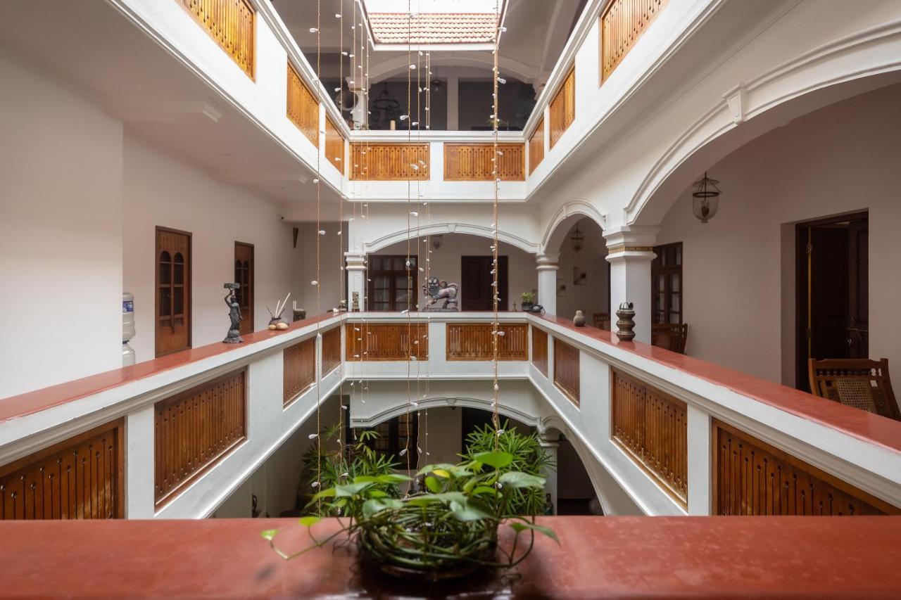 The Fort Bungalow Kochi Exterior photo
